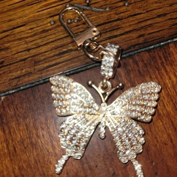 COPY - Bag Charm of butterfly gold hardware - Picture 3 of 3